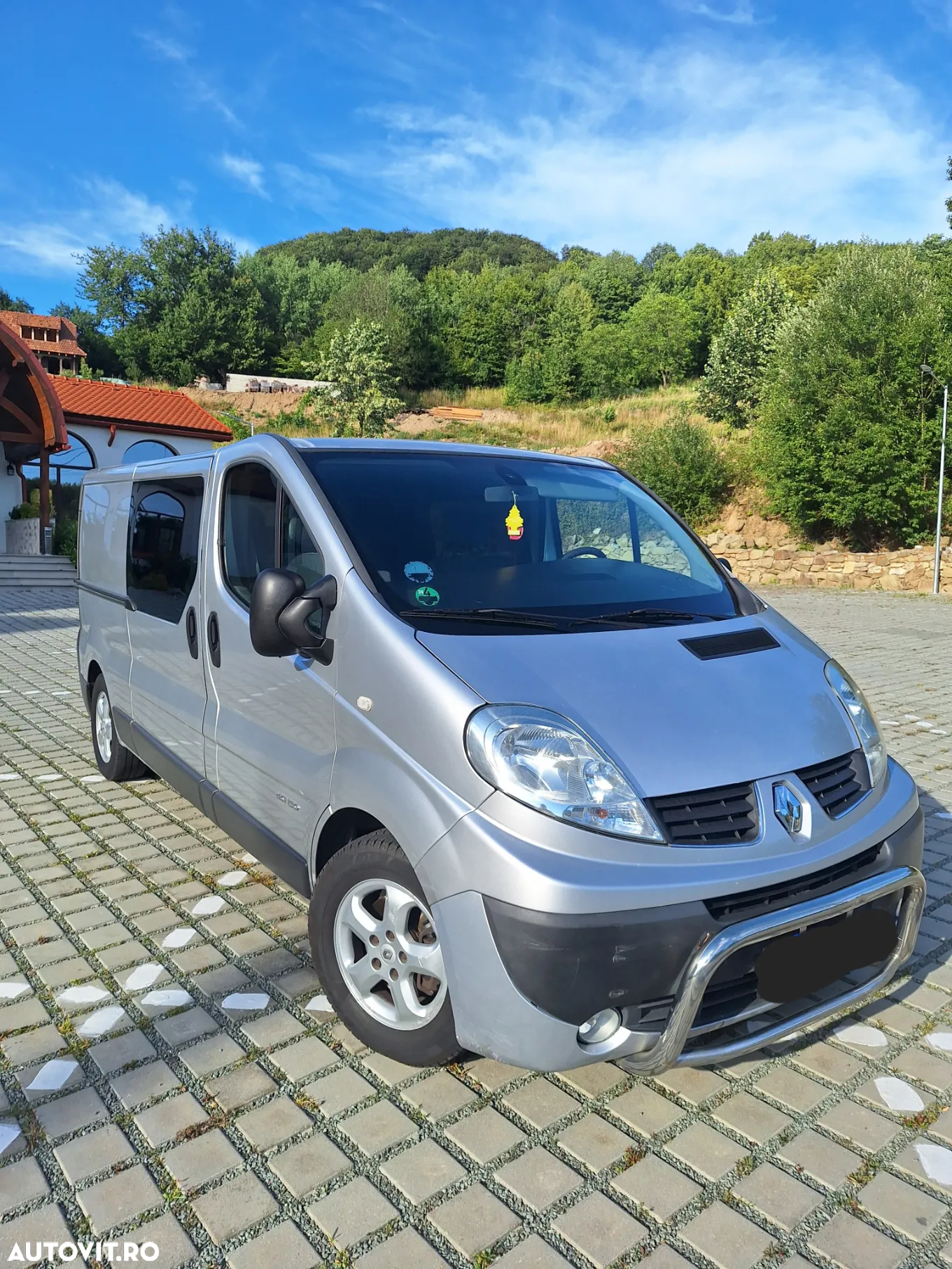 Renault Trafic 2.5 dCi 150 FAP Combi L2H1 Quickshift - 2