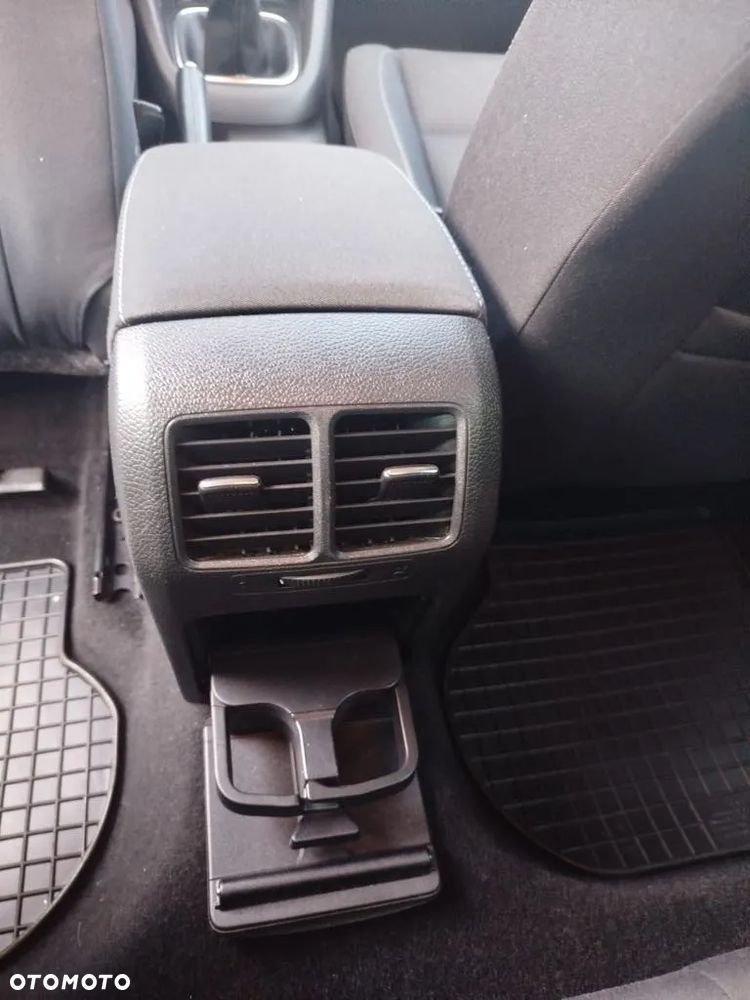 Volkswagen Golf VI 1.4 Comfortline - 5