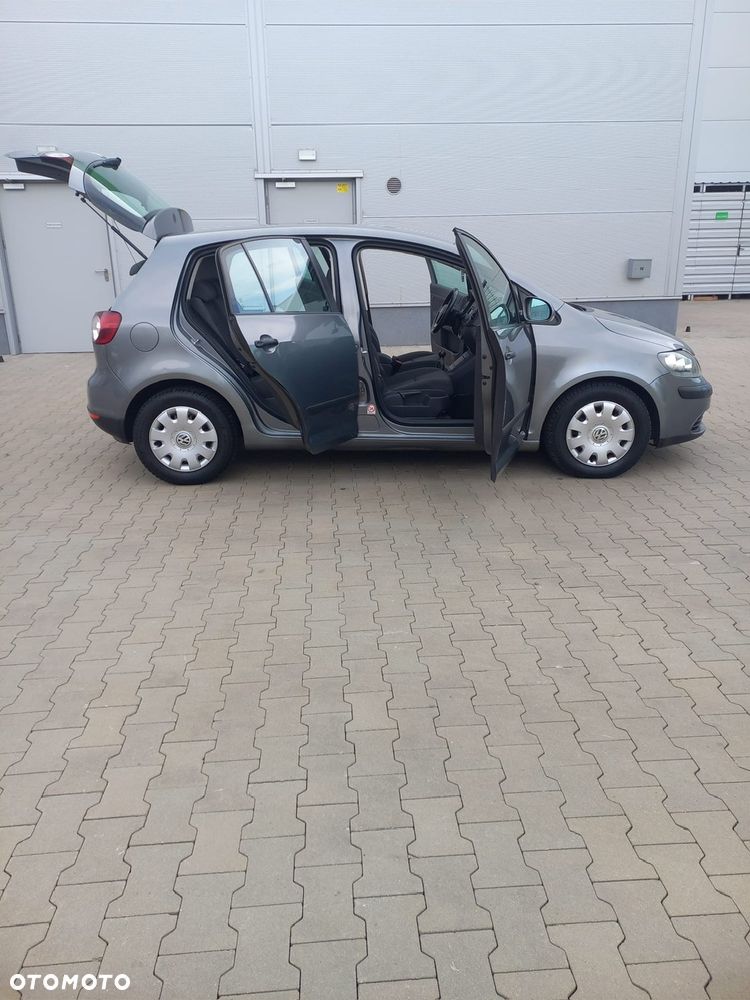 Volkswagen Golf Plus - 19