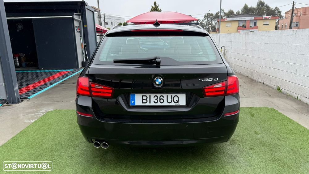 BMW 530 d xDrive Line Luxury Auto - 6