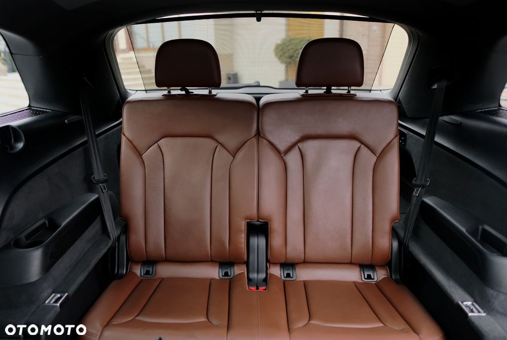 Audi Q7 3.0 TFSI Quattro Tiptronic - 23