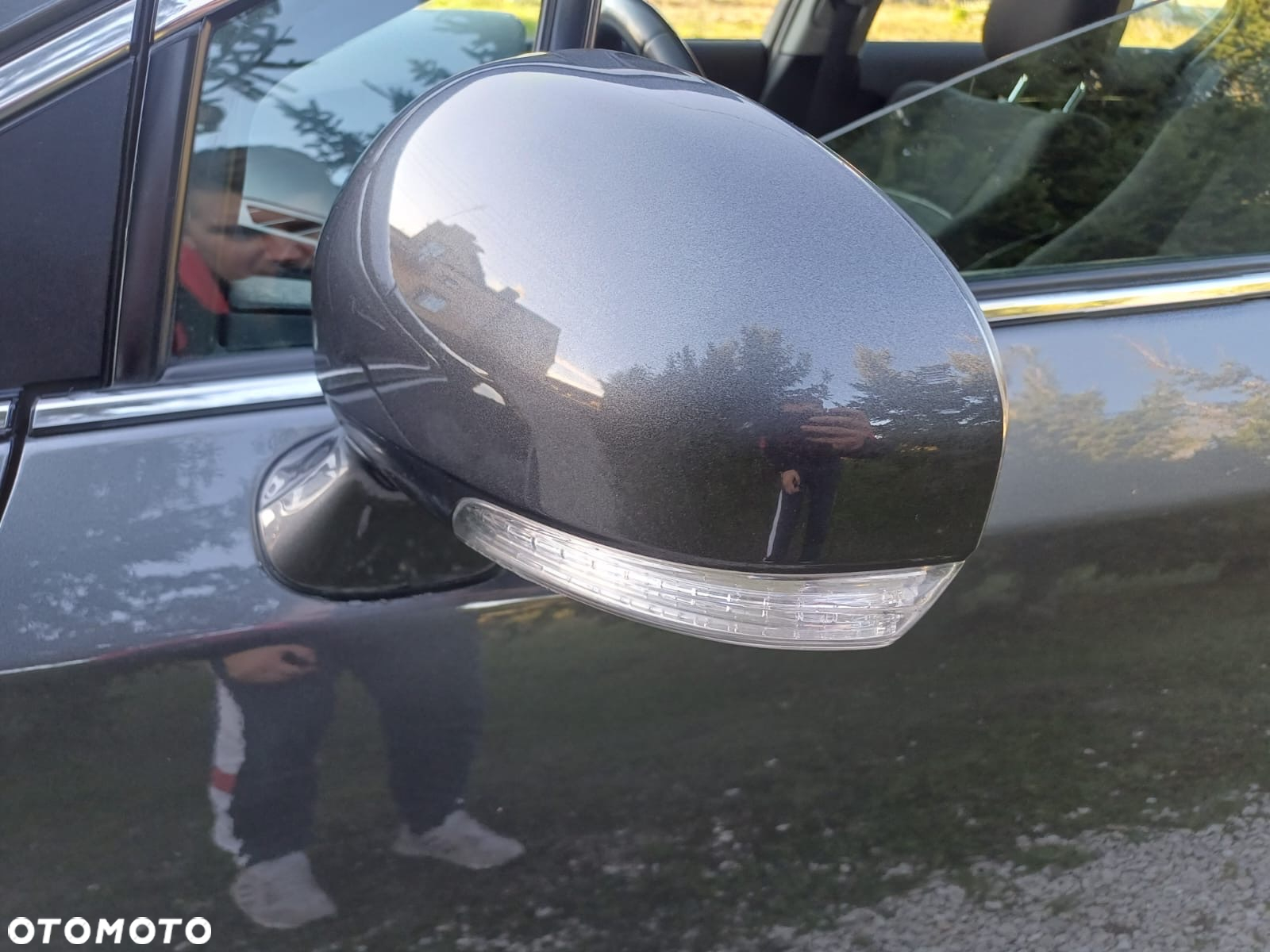 Toyota Avensis 1.8 Premium - 14