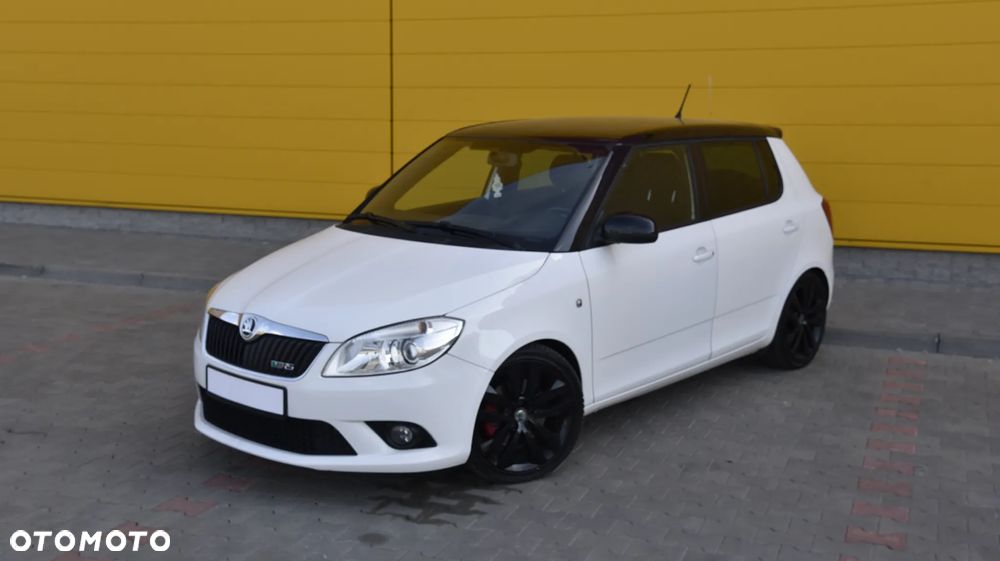 Skoda Fabia 1.4 TSI DSG RS - 5