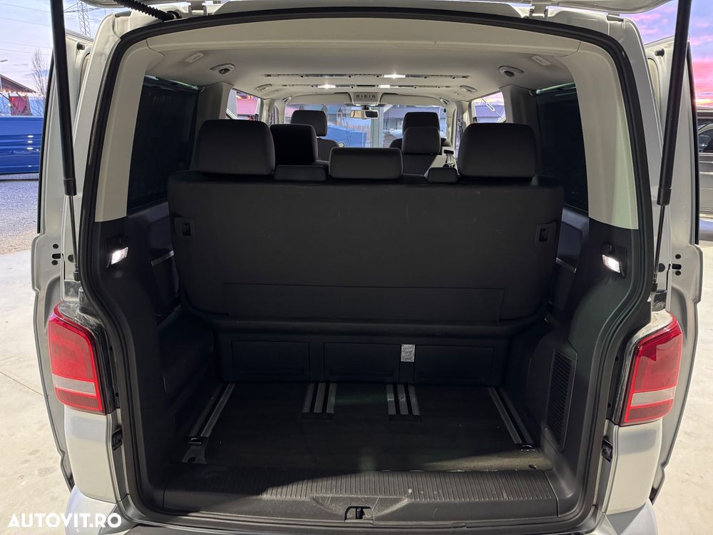 Volkswagen Multivan - 8