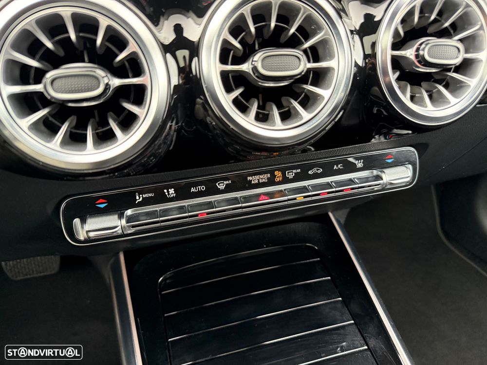 Mercedes-Benz EQA 300 4Matic - 23