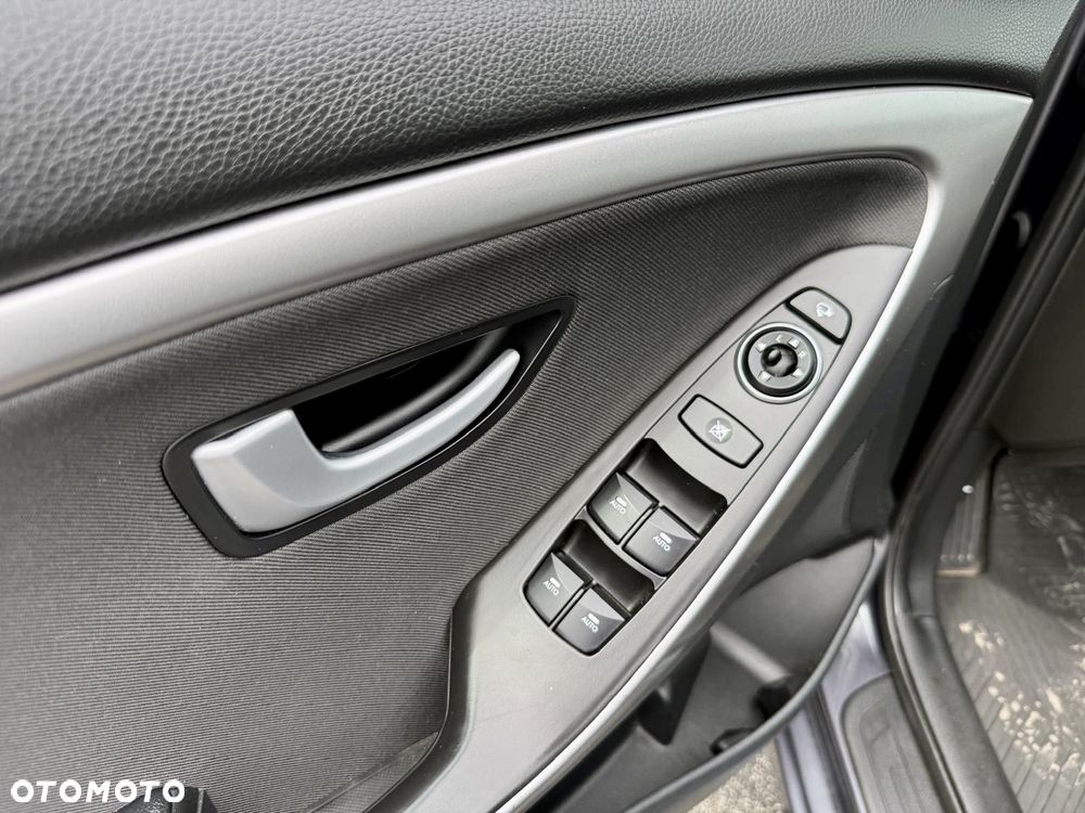Hyundai i30 i30cw 1.6 CRDi Intro Edition - 21