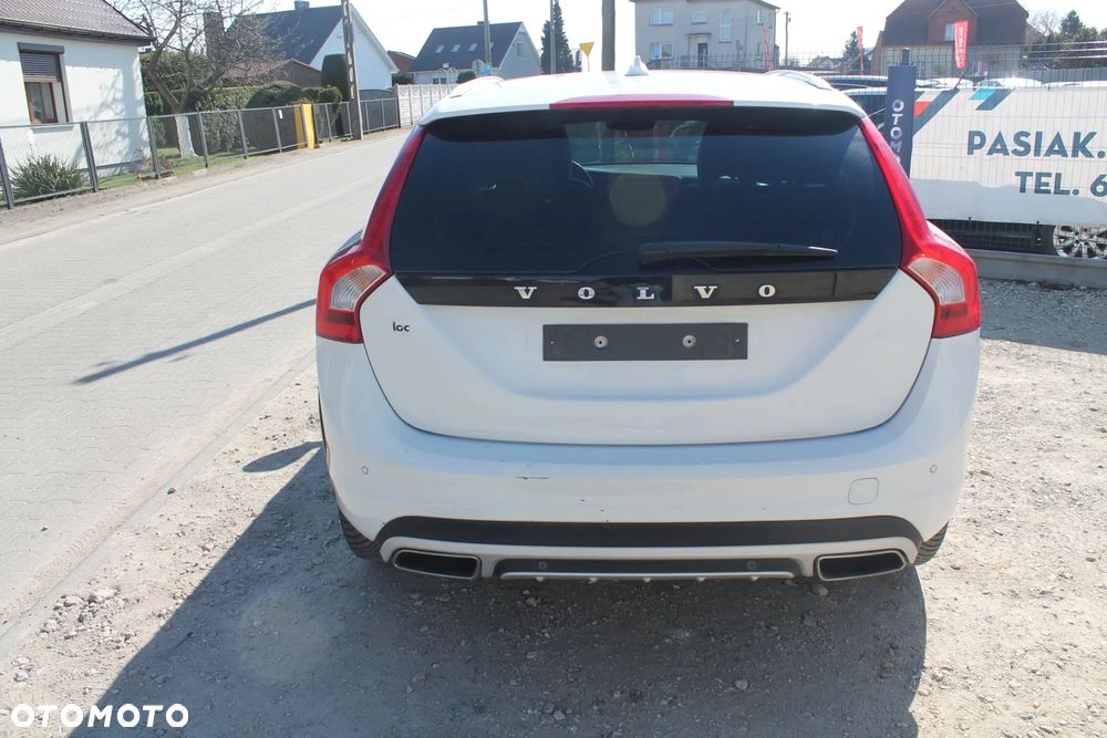 Volvo V60 Cross Country D3 Geartronic - 6