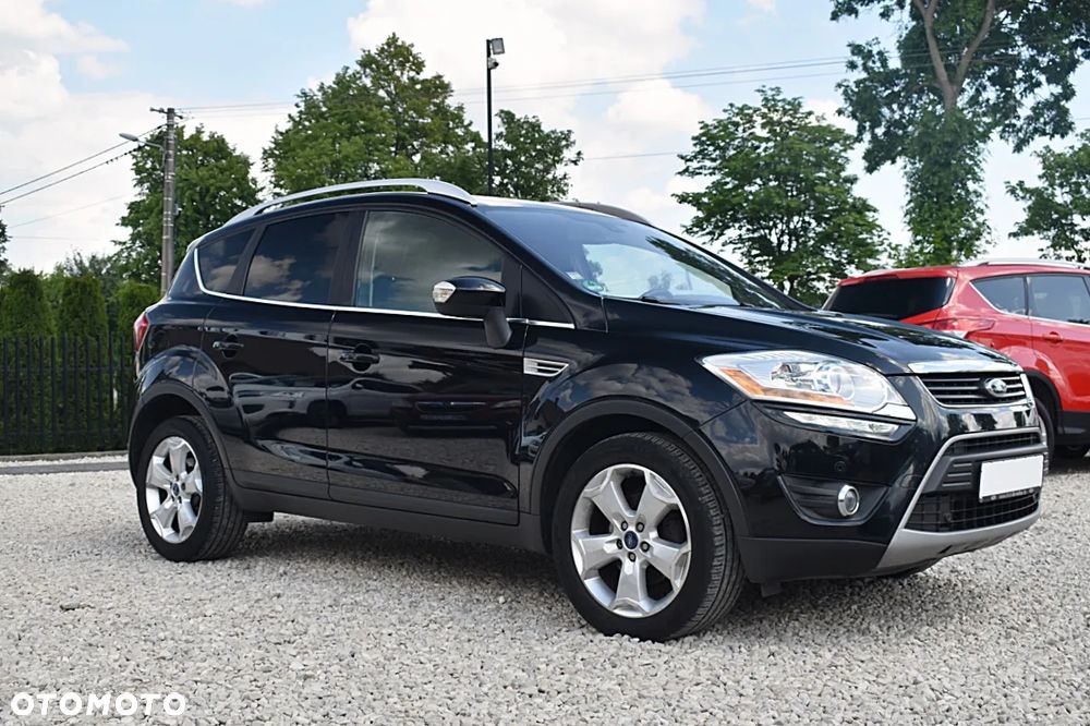 Ford Kuga 2.0 TDCi 2x4 Titanium - 10
