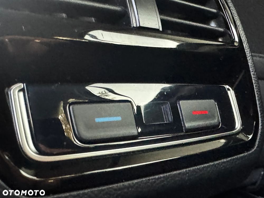 Volkswagen Passat 2.0 TDI BMT Highline - 24