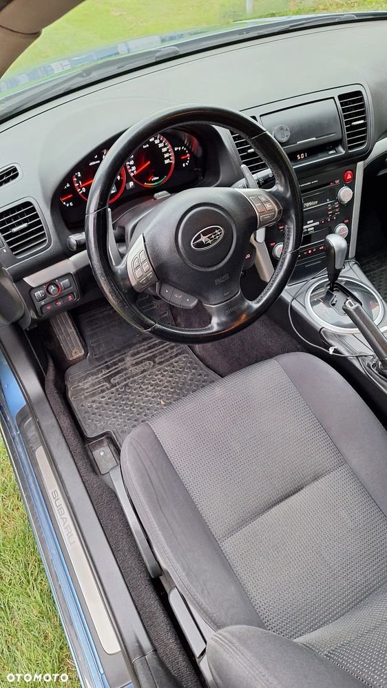 Subaru Legacy 3.0R - 9