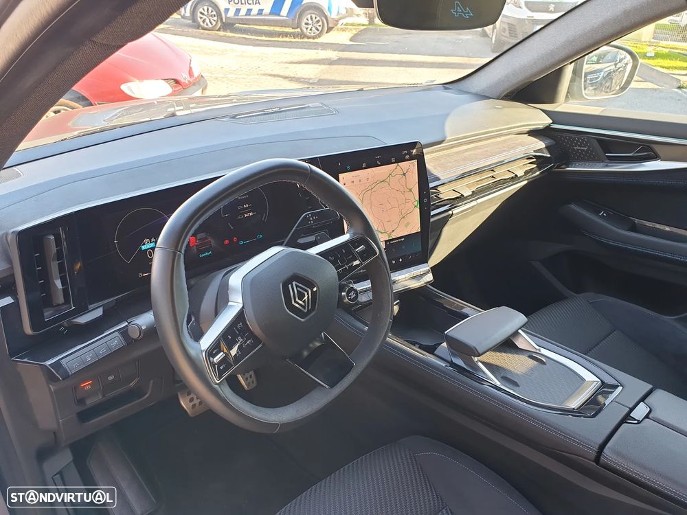 Renault Austral 1.2 E-Tech Iconic Espirit - 13