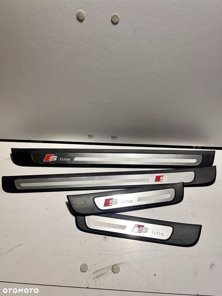 LISTWY PROGOWE S-LINE LISTWY DRZWI Audi A4 B8 - 1