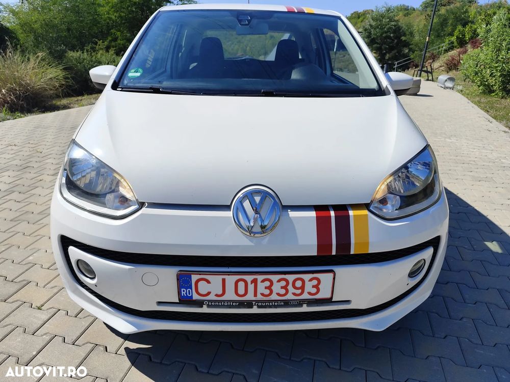 VOLKSWAGEN Up
