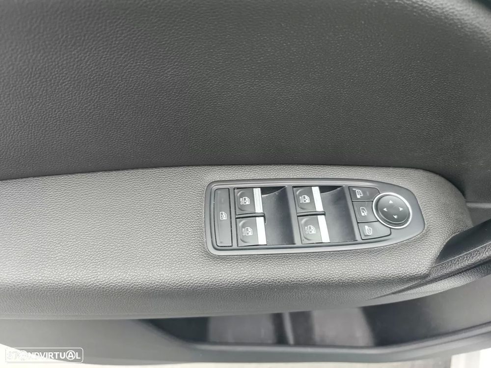 Renault Captur TCe 100 INTENS - 21