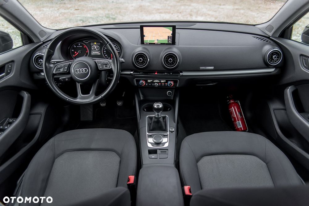 Audi A3 Sportback 1.6 TDI (clean diesel) Ambiente - 5