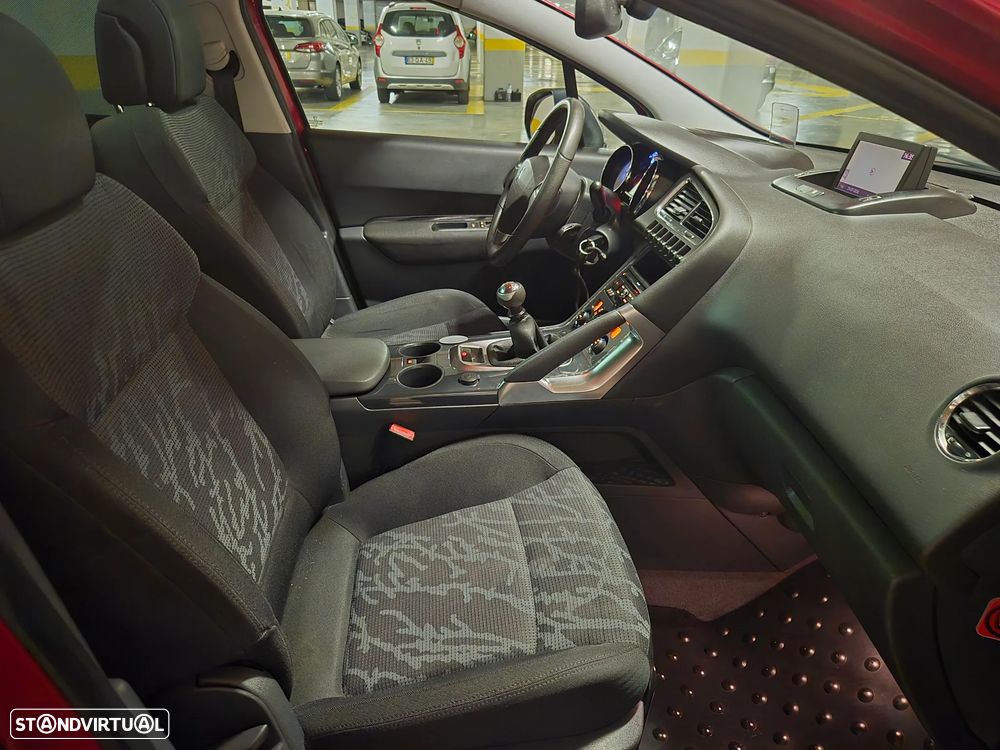 Peugeot 3008 HDi 150 Allure - 37