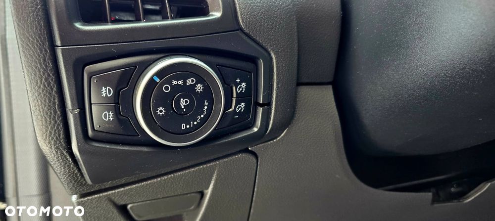 Ford Focus 1.0 EcoBoost Titanium - 8