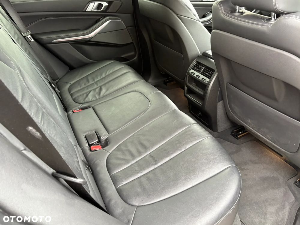 BMW X5 xDrive40i sport - 30