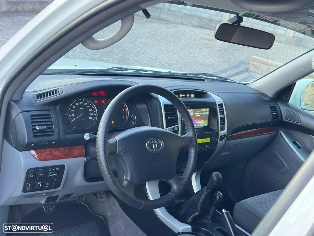 Toyota Land Cruiser Prado - 20