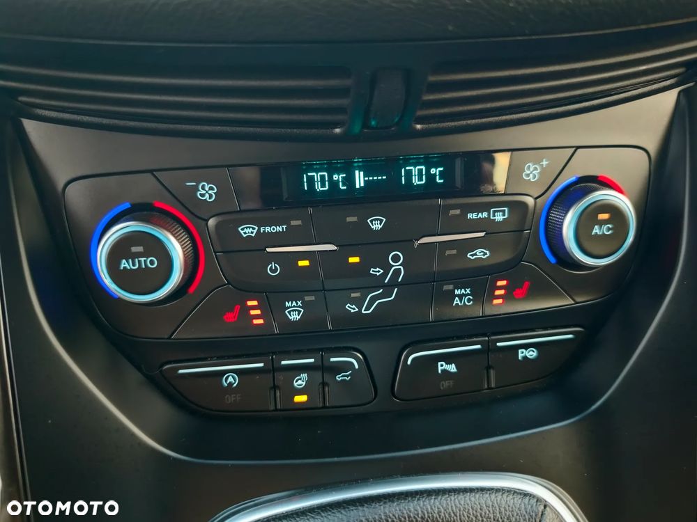 Ford Kuga - 39