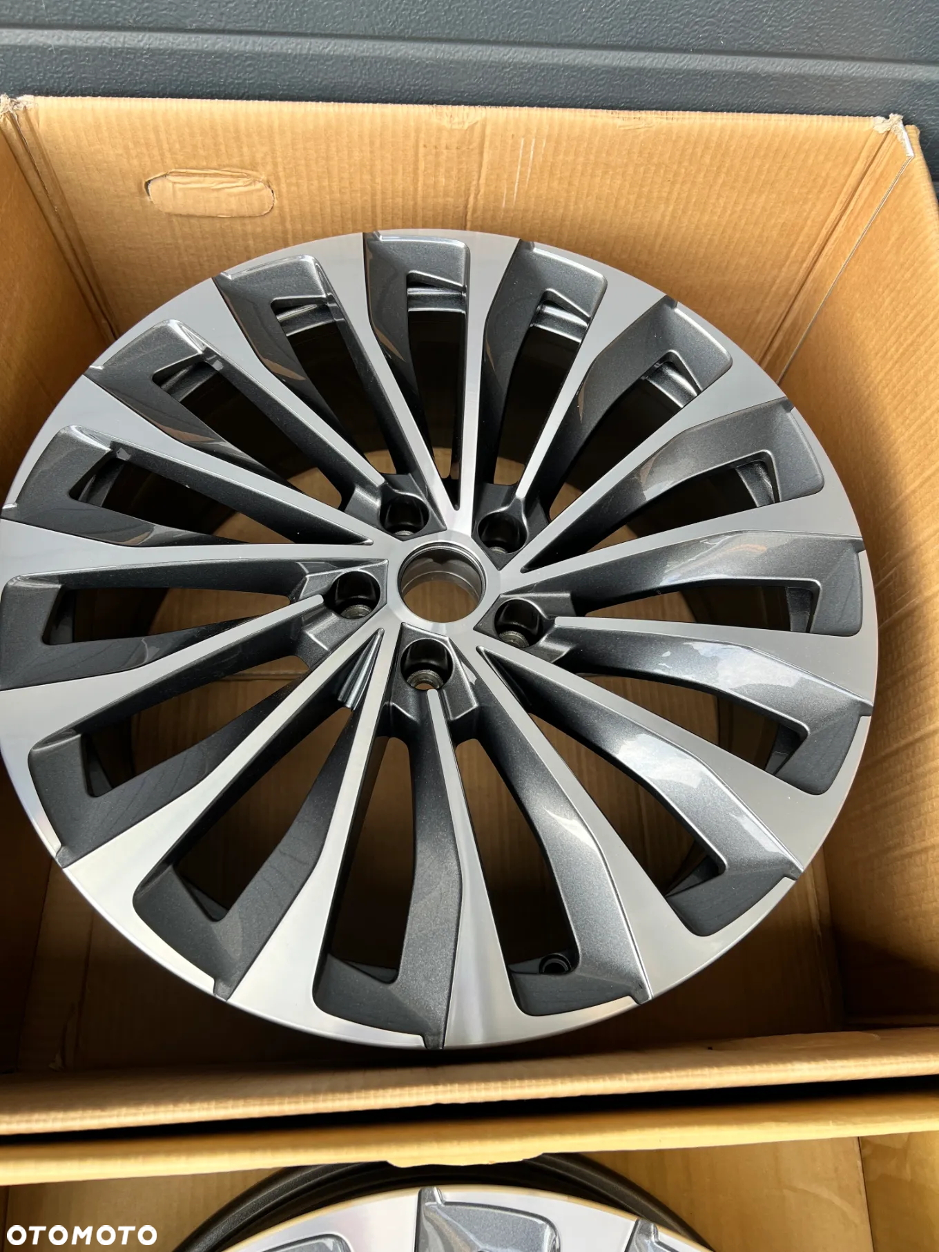 NOWE Felgi Skoda Enyaq EV 20'' VW ID6 ID5 - 6