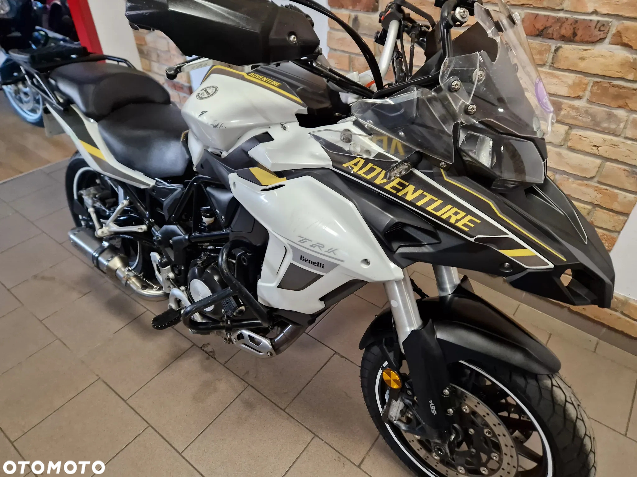 Benelli TRK 502 - 24