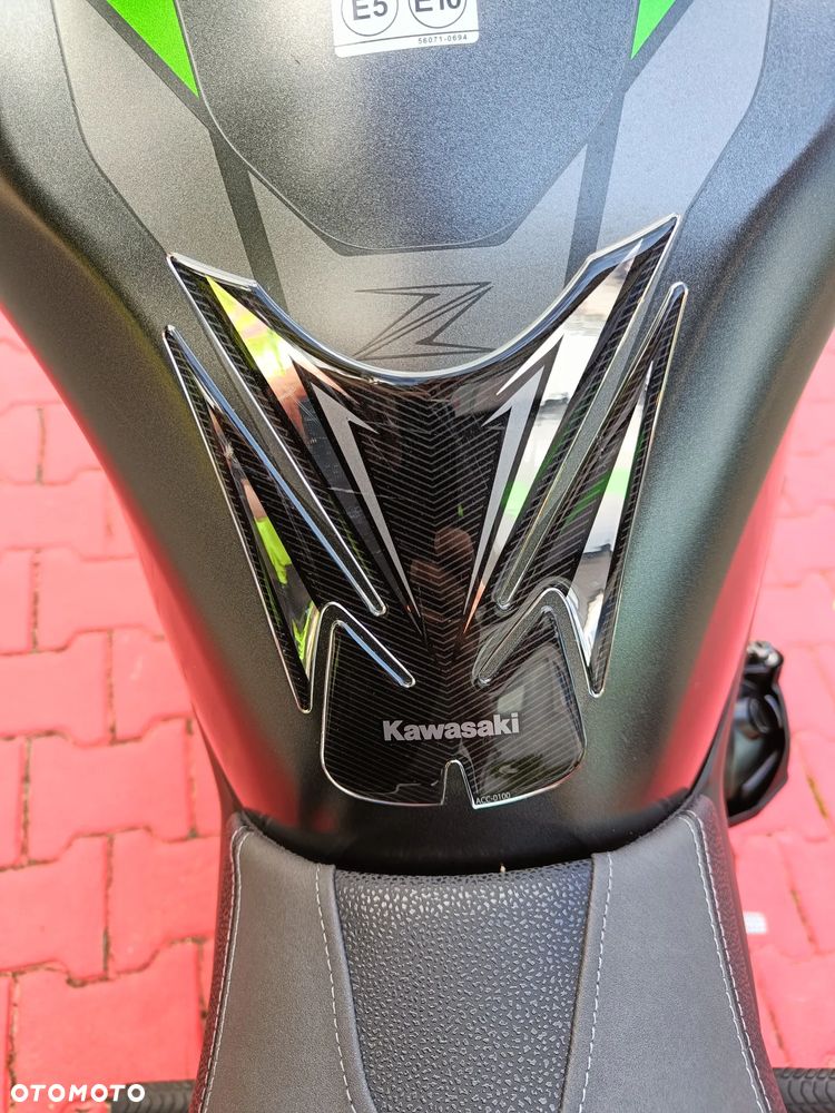Kawasaki Z 900 - 25