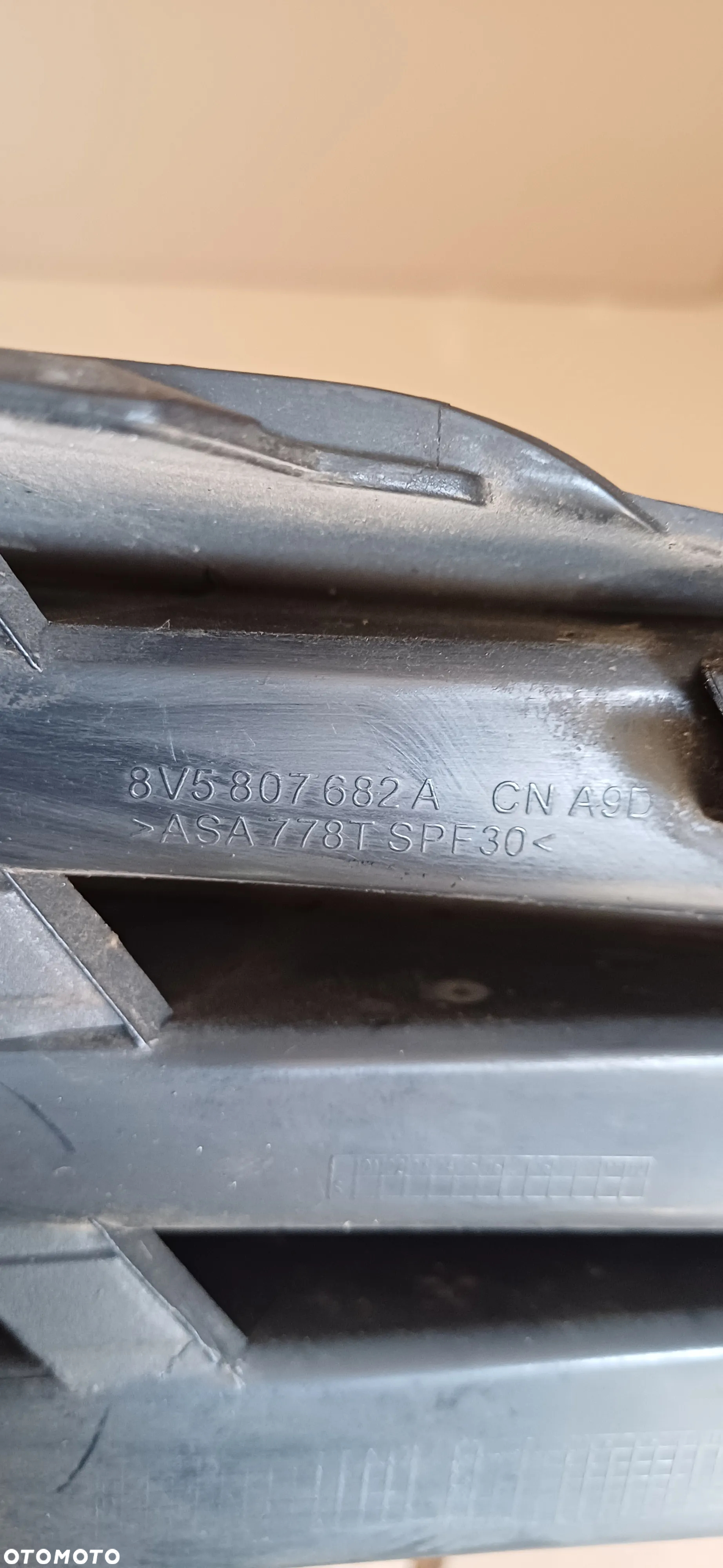 Audi A3 S3 8V kratka dokładka zderzaka przedniego prawy przód chrom 8V5807682A - 3