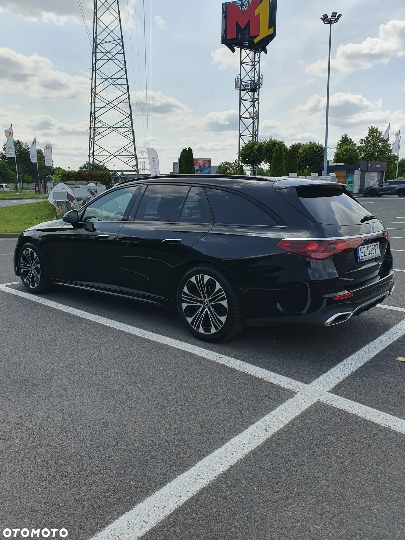 Mercedes-Benz Klasa E 220 d T 9G-TRONIC Edition AMG Line - 13