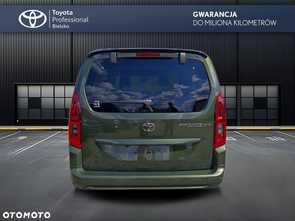 Toyota Proace City Verso Long 1.5 D-4D Family - 8