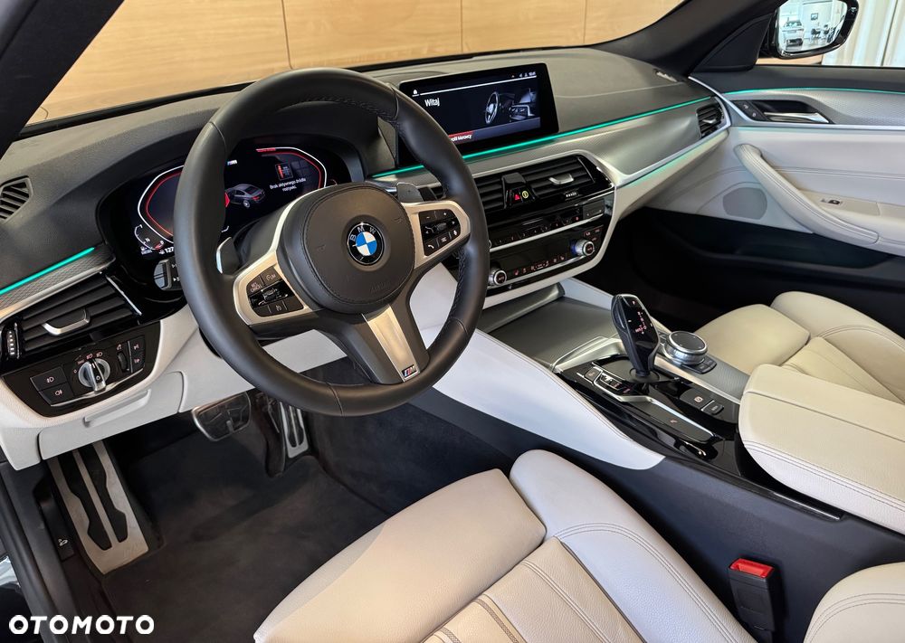 BMW Seria 5 520d xDrive M Sport sport - 15