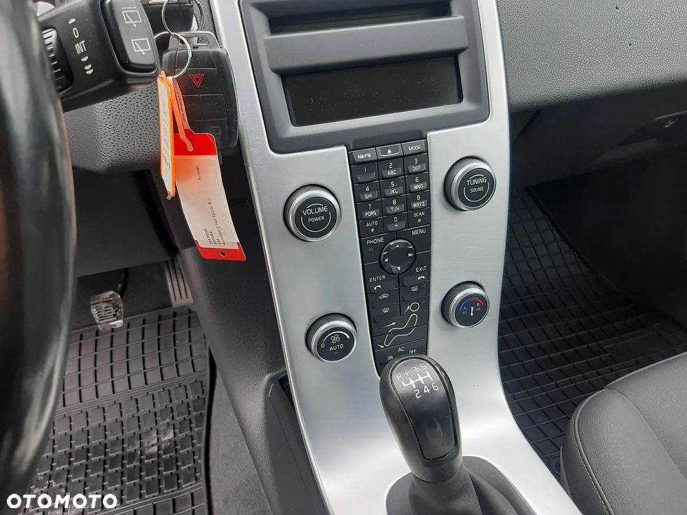 Volvo V50 D2 Kinetic - 16