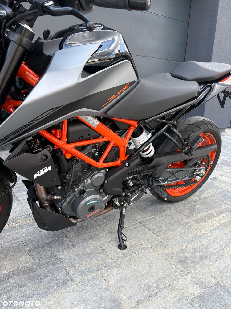 KTM Duke 390 - 13