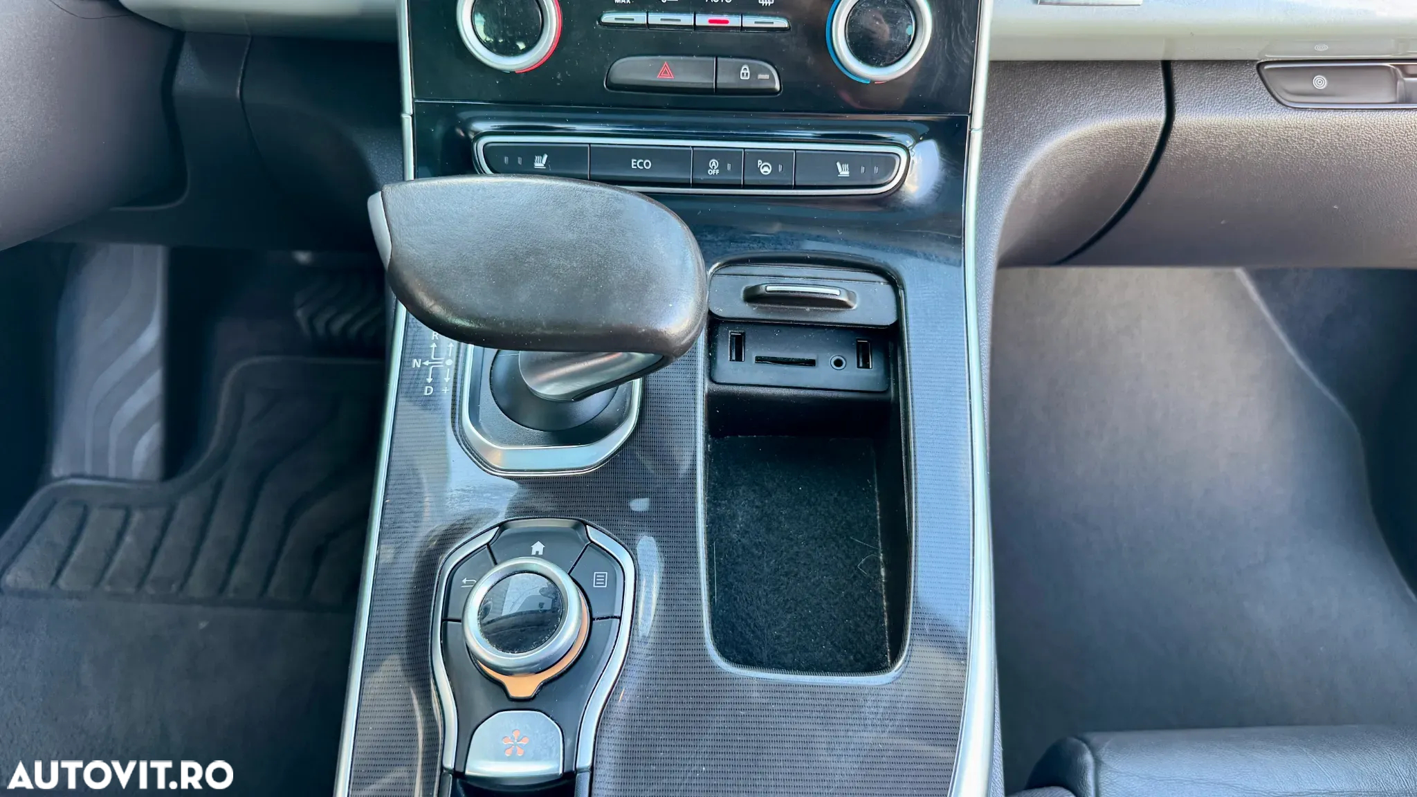 Renault Espace Energy dCi 160 EDC Intens - 13