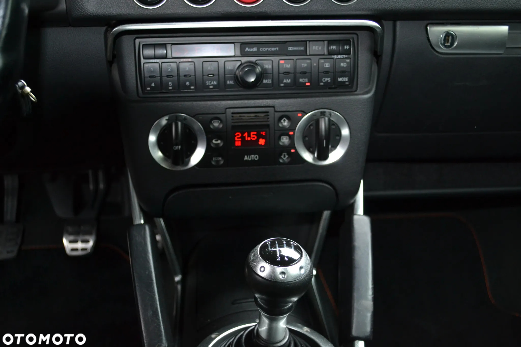 Audi TT Coupe 1.8T - 30