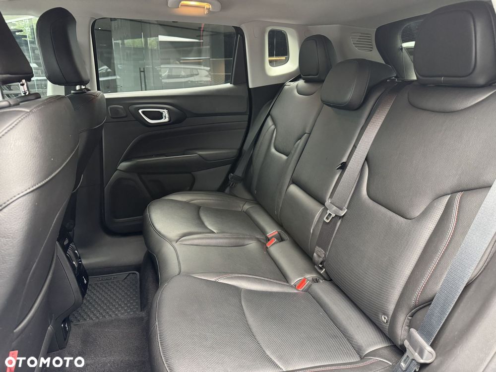 Jeep Compass 1.3 T4 PHEV 4xe Trailhawk S&S - 17