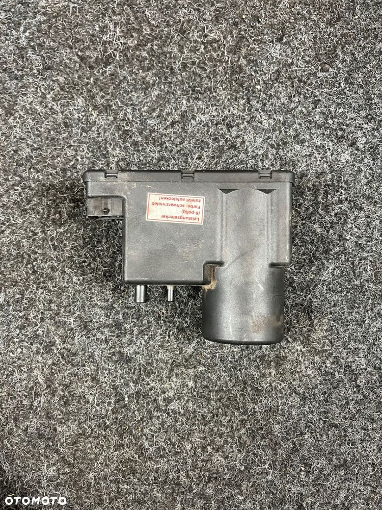 audi a4 b5 pompka zamka centralnego 4A0862257A - 1