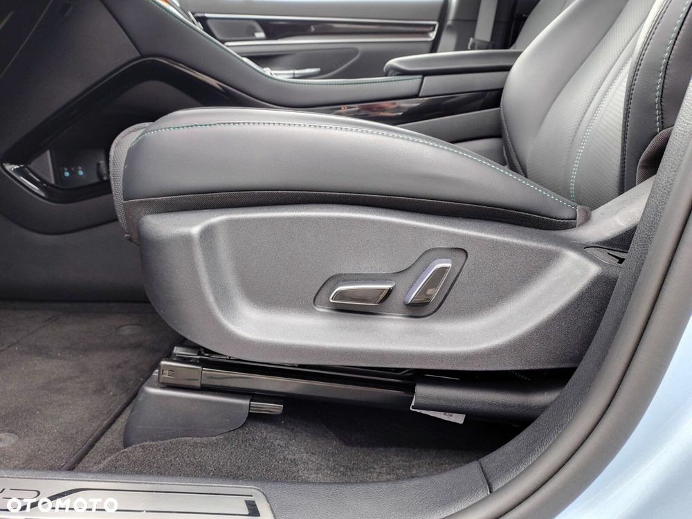 BYD Seal U - 12