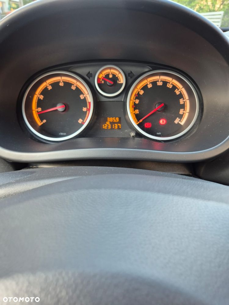 Opel Corsa 1.2 16V Selection 110 Jahre - 8