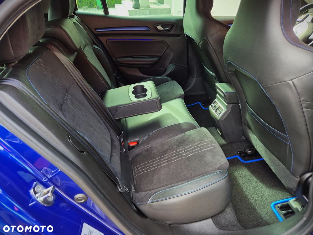 Renault Megane ENERGY TCe 205 EDC GT - 31