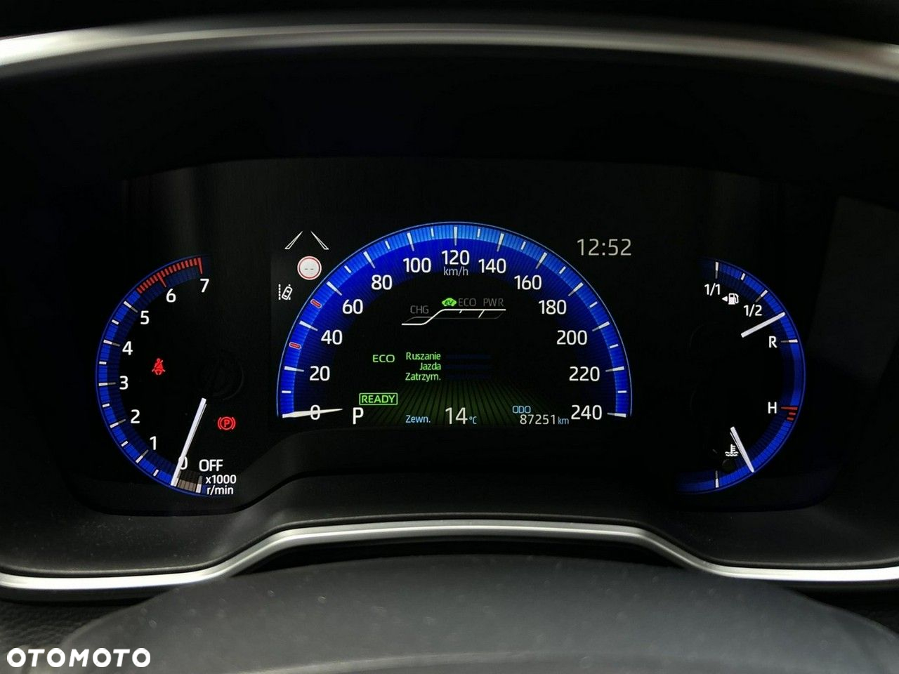 Toyota Corolla - 11