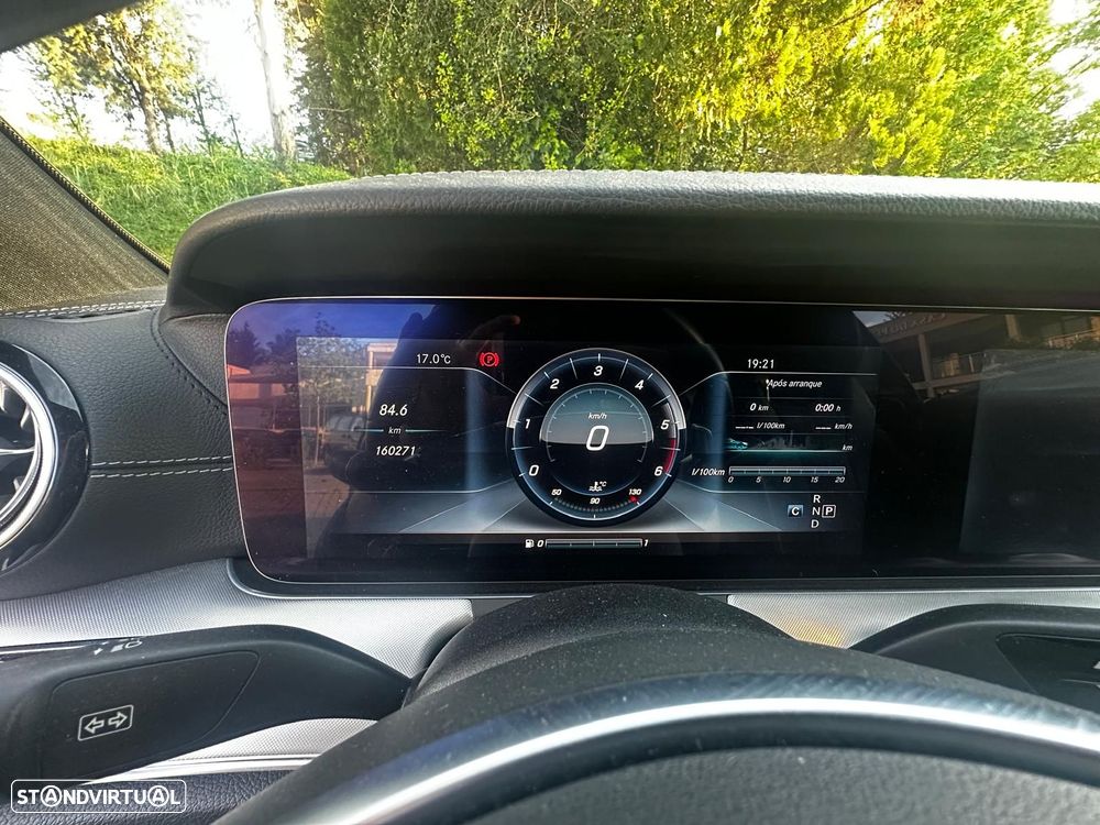 Mercedes-Benz E 220 d AMG Line Aut. - 3