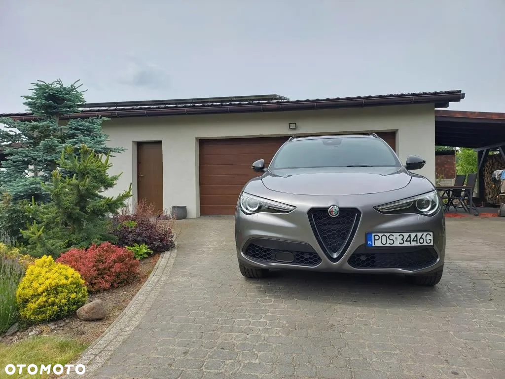 Alfa Romeo Stelvio 2.0 Turbo Veloce TI Q4 - 8