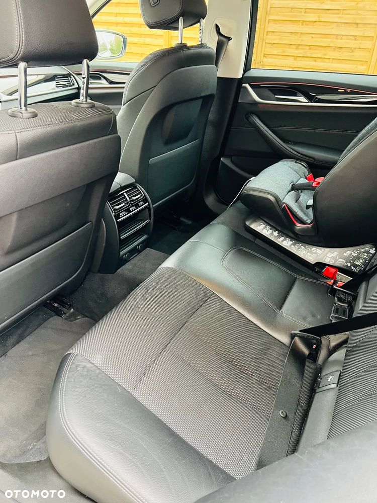 BMW Seria 5 520i GPF Sport Line sport - 11