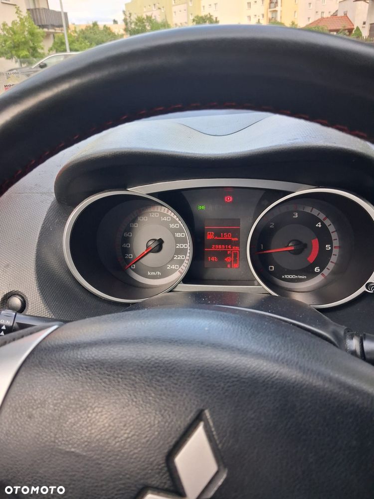 Mitsubishi Outlander 2.0 DID Intense - 3
