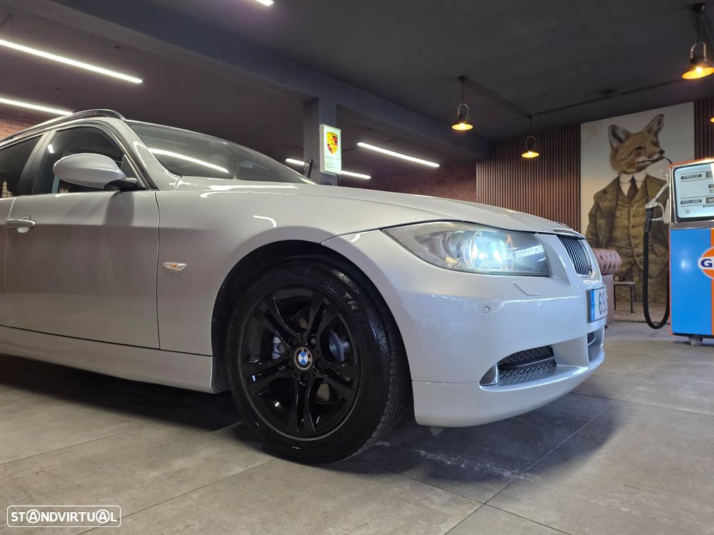 BMW 320 d Navigation - 16