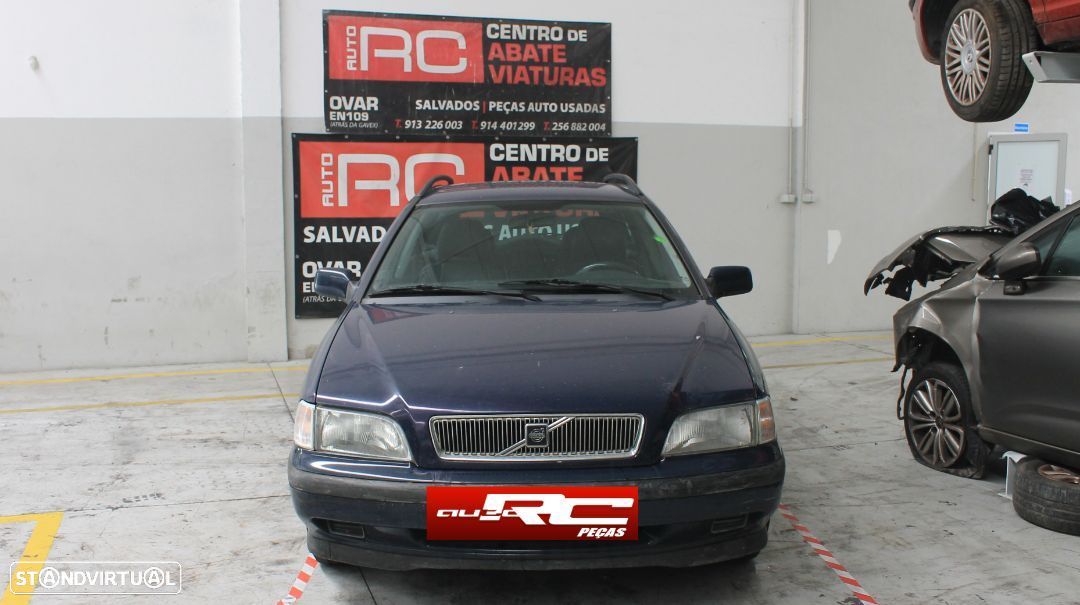 Volvo V40 - 1