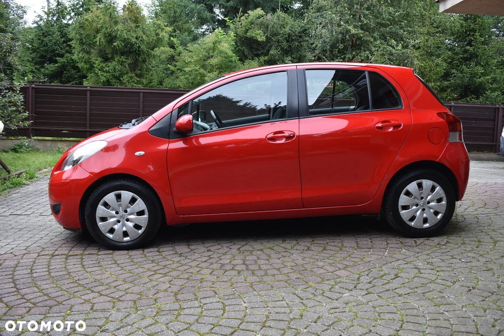 Toyota Yaris 1.33 VVT-i Executive - 5