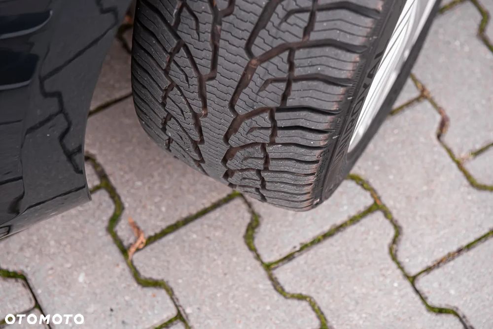 Kia Carens 1.7 CRDi 115 Fifa World Cup Edition - 31