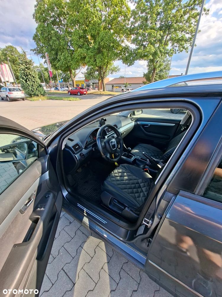 Audi A4 Avant - 7